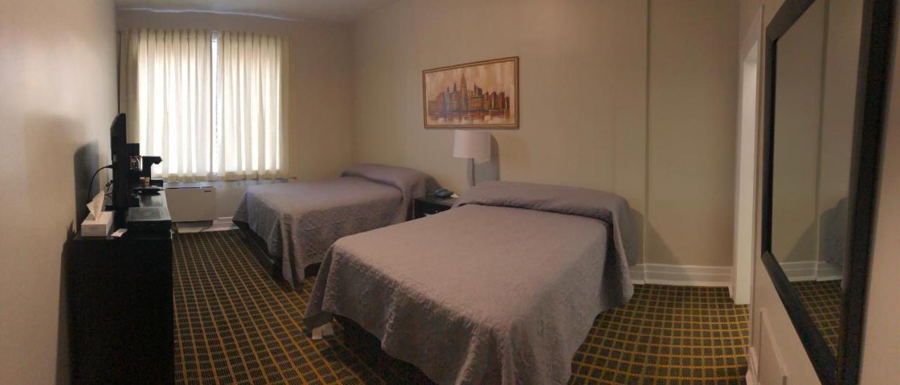 Royal Hotel Flin Flon Luaran gambar